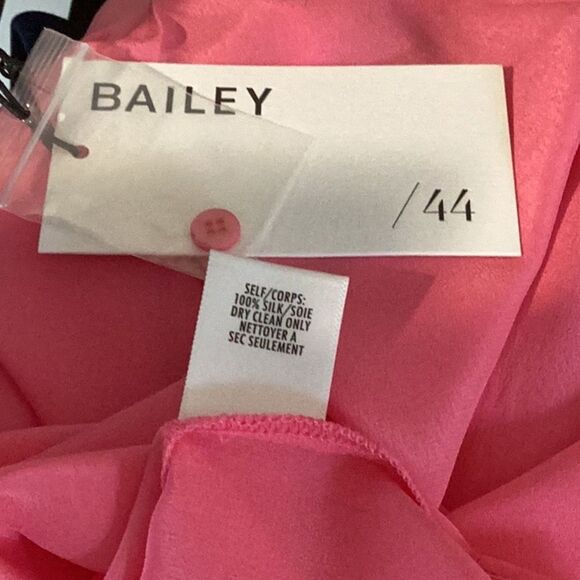 BAILEY 44 NWT SILK TOP BLOUSE COLD SHOULDER FLUTTER SLEEVES SUN DROP COLOR MED - Picture 6 of 7